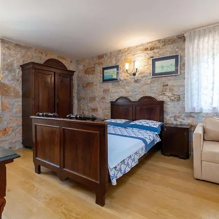 Rosini *